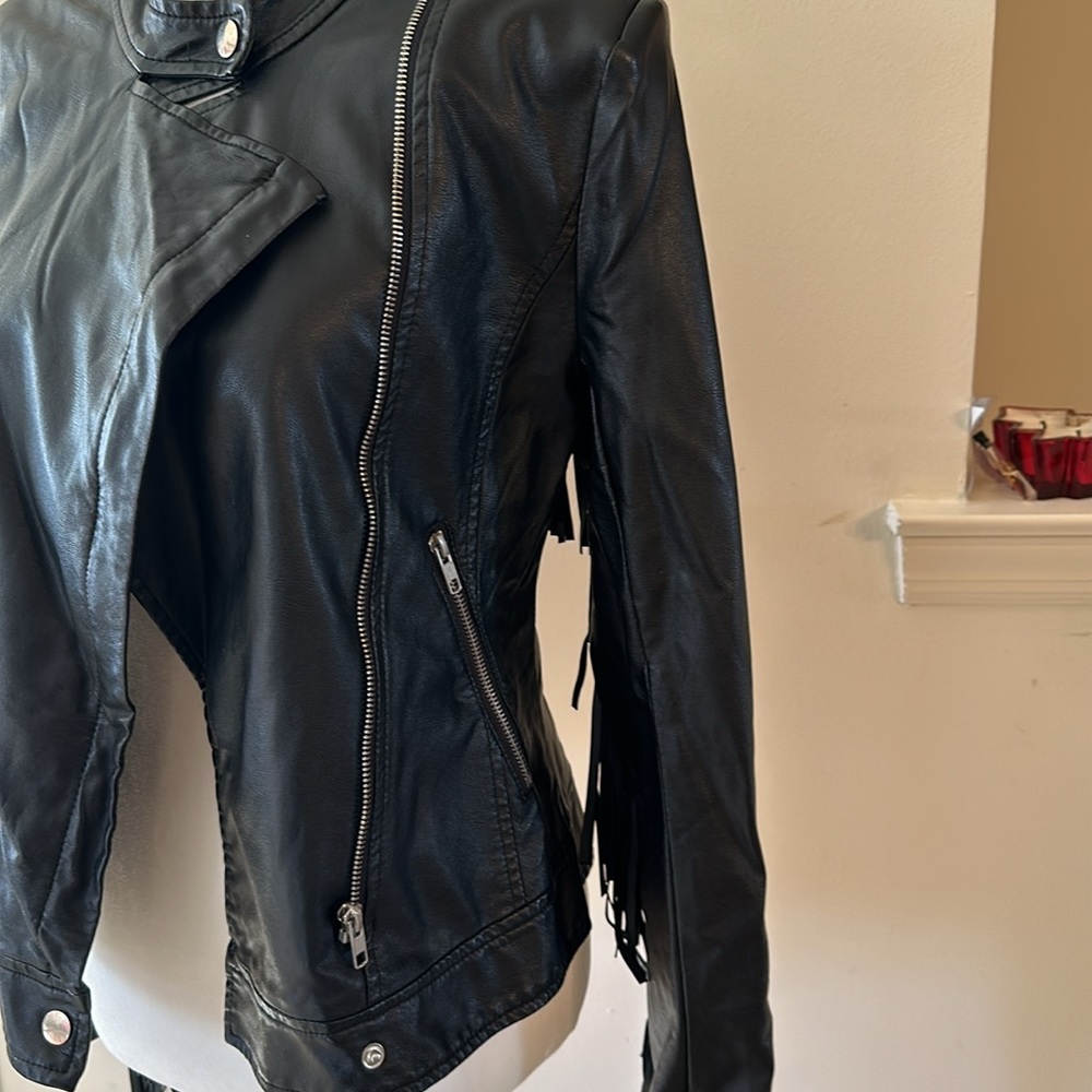 Faux leather fringed moto jacket - Picture 7 of 8